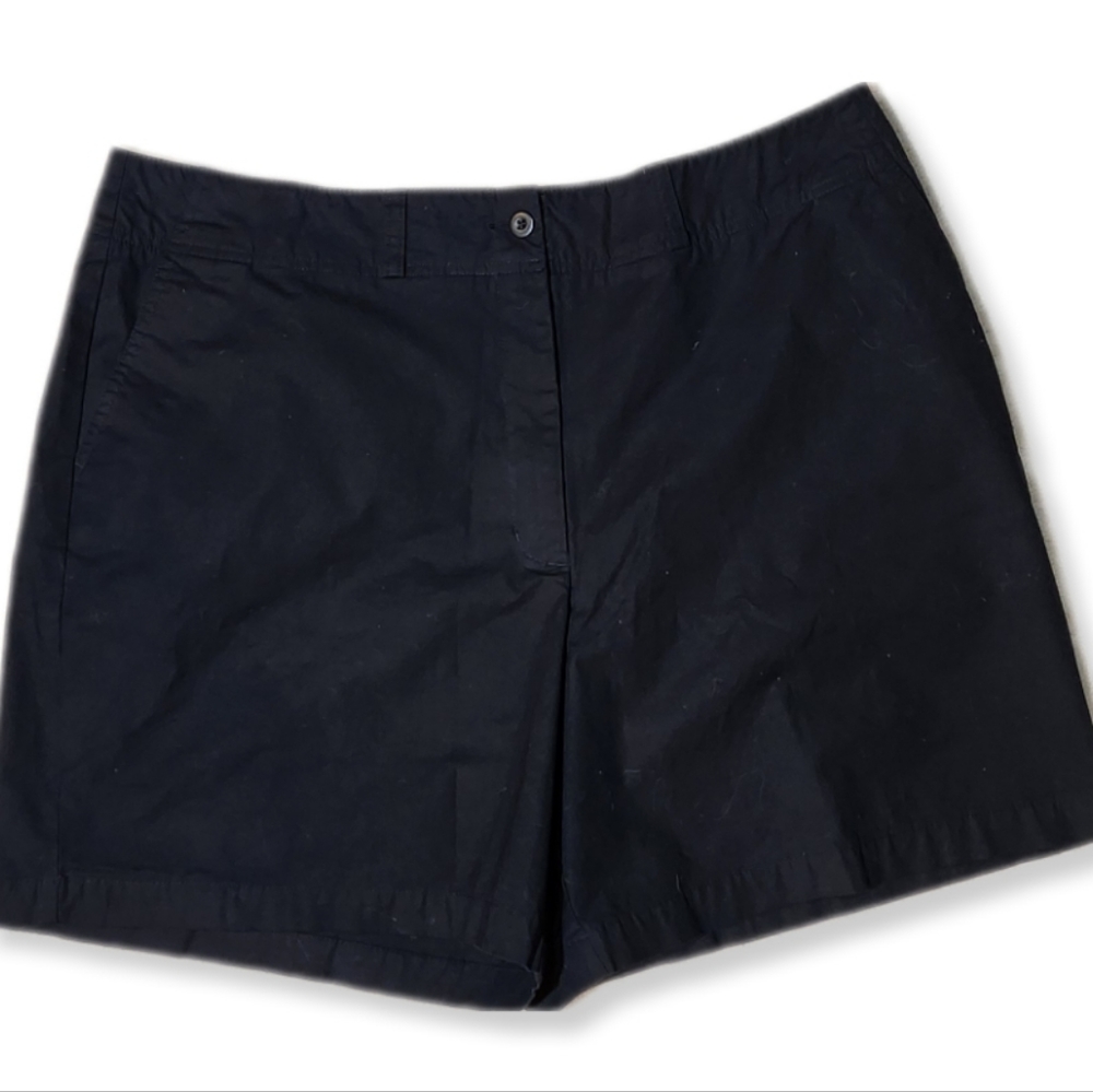 Eddie Bauer Women's Black Shorts Button Fly and Zipper Closure Size 18